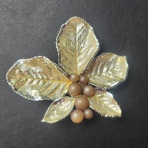 Vintage Colco Flower Brooch
